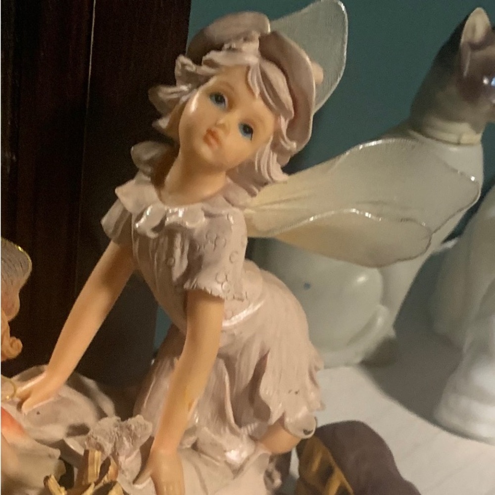 Meet your Posher, Nora